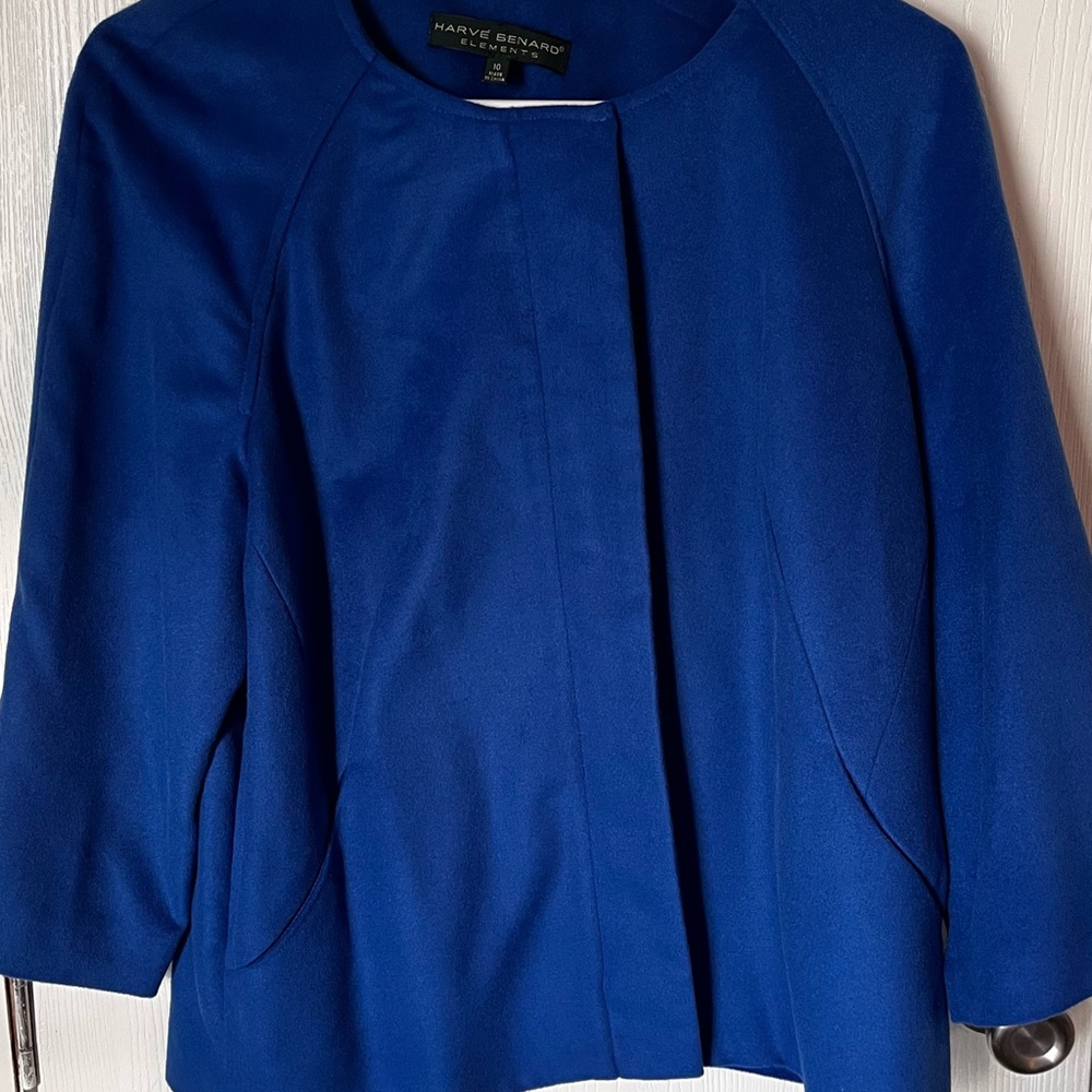 Harve Benard Women's Royal Blue Zip Up Jacket With Small Pockets
